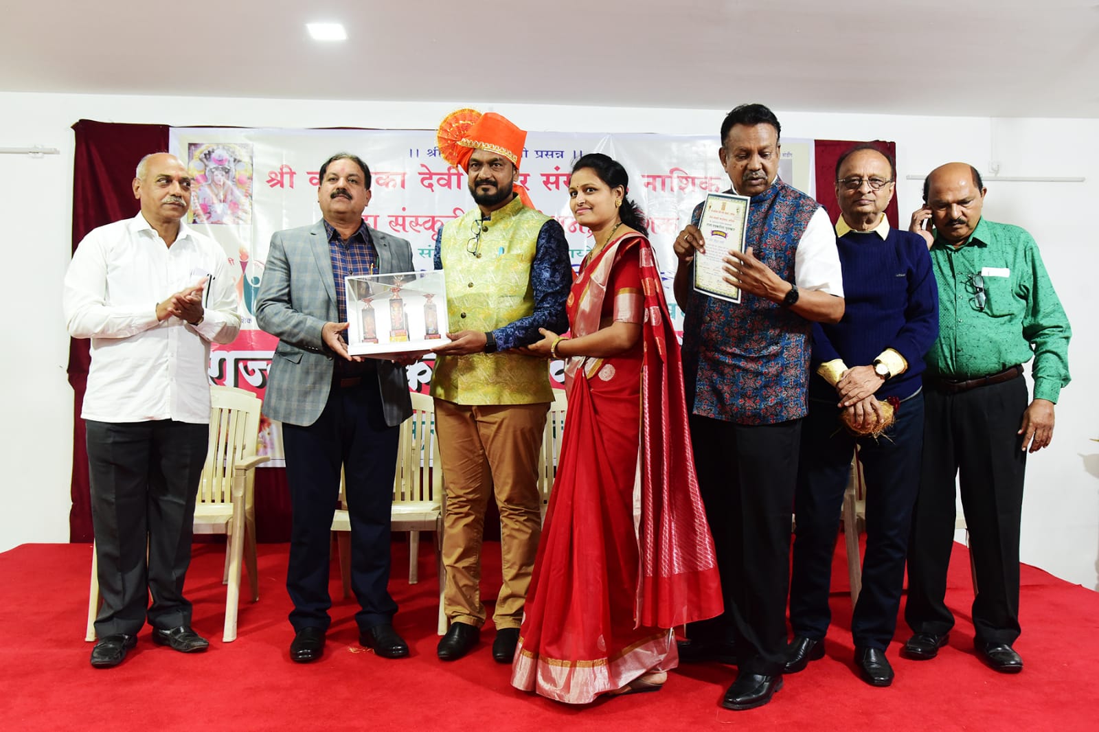 महेश पाळणे यांना राज्यस्तरीय पत्रकार पुरस्कार प्रदान.