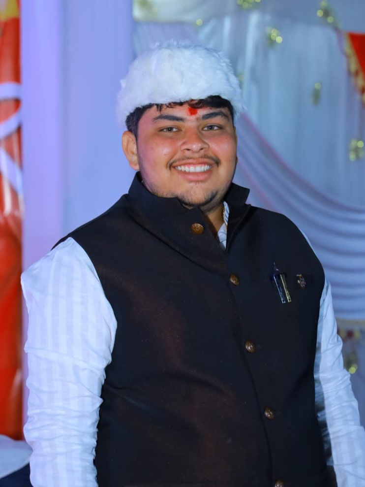 शिरुर ताजबंदच्या तरुण व्यापाऱ्याची लातूरच्या हॉटेल ग्रँडमध्ये आत्महत्या!