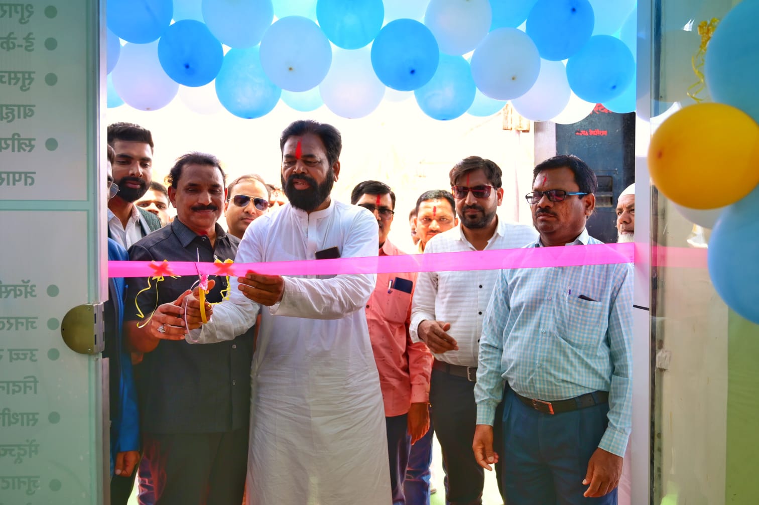 डॉक्टर अमन मुलानी यांच्या जीवनज्योती हॉस्पिटलचे जेष्ठ पञकार व्यंकटराव पनाळे यांच्या हस्ते उद्घाटन.