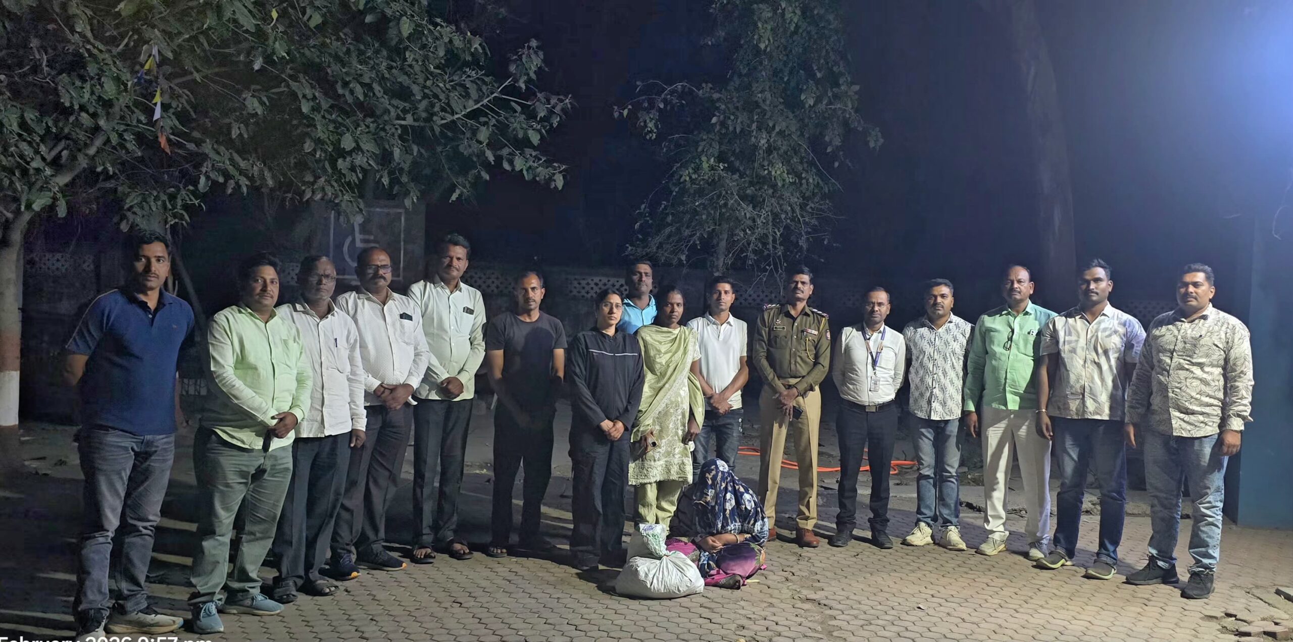 लातूर: स्थानिक गुन्हे शाखेची मोठी कारवाई; महिलेकडून ५६ हजारांचा गांजा जप्त