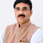 लातूरच्या शिरपेचात मानाचा तुरा: शिक्षक शिवलिंग नागापुरे यांना ‘शिक्षणशास्त्र’ विषयात पीएच.डी.